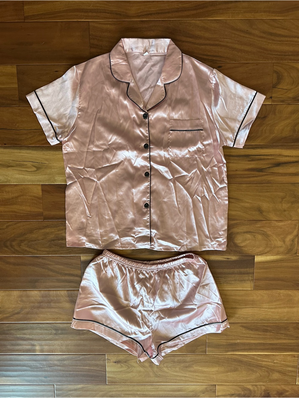 Pink Two-Piece Pajama Set with Contrast Piping size Large - Picture 2 of 4